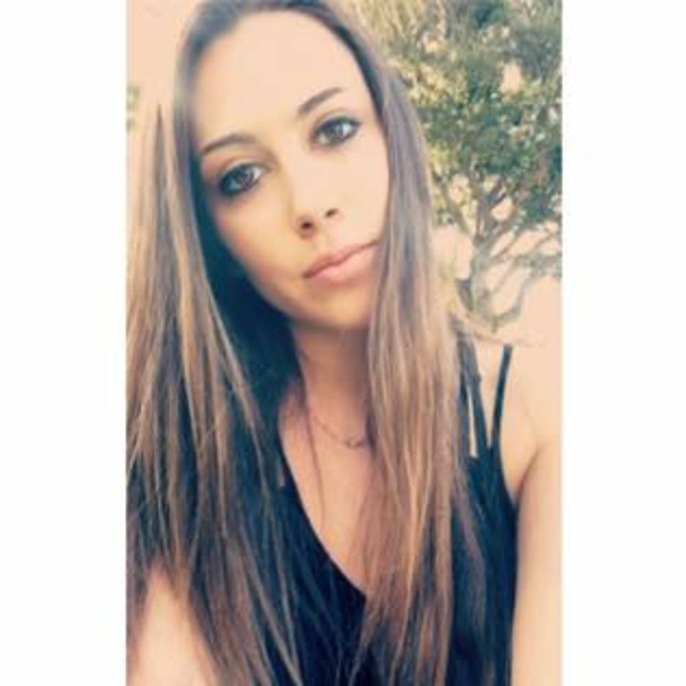 Meet your Posher, Mara